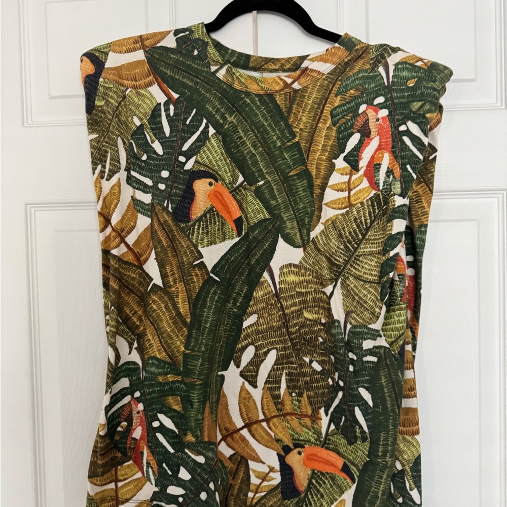 FARM Rio Multicolor Leaf Pattern Top - Picture 2 of 4